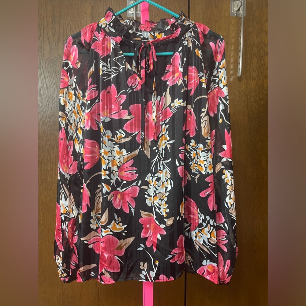 Boutique blouse NWT